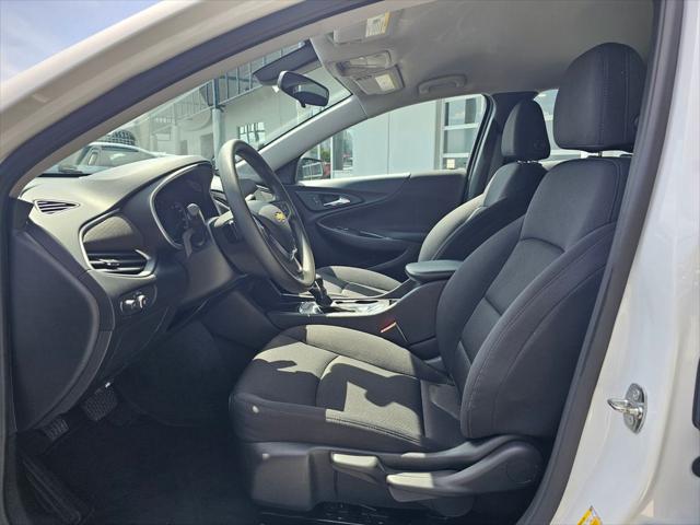 2022 Chevrolet Malibu FWD LS