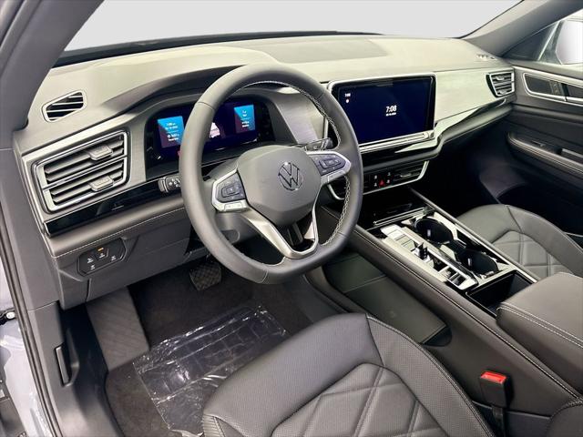 2026 Volkswagen Atlas Cross Sport SE with Technology