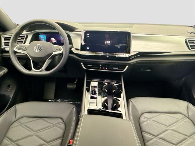 2026 Volkswagen Atlas Cross Sport SE with Technology