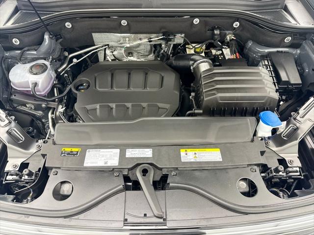 2026 Volkswagen Atlas Cross Sport SE with Technology