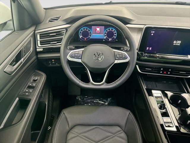 2026 Volkswagen Atlas Cross Sport SE with Technology