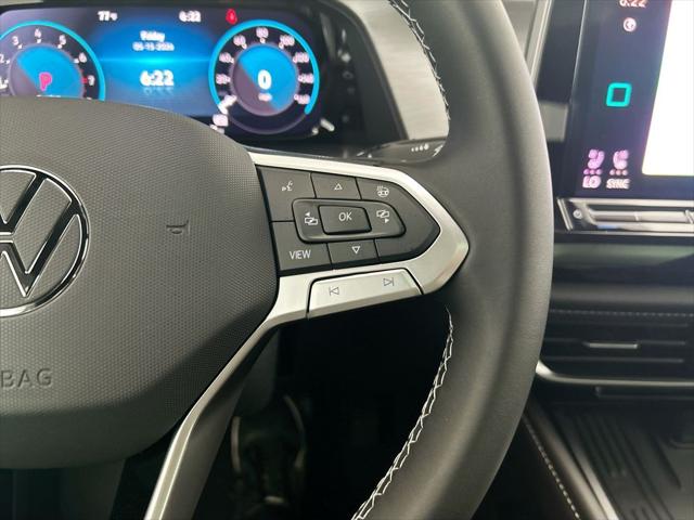 2026 Volkswagen Atlas Cross Sport SE with Technology