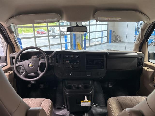 2026 Chevrolet Express Cargo Van 2500 Regular Wheelbase, WT, RWD