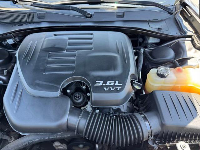 2021 Dodge Charger SXT RWD