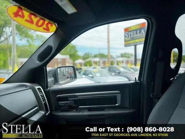 2024 Ram 1500 Classic Warlock Crew Cab 4x4 5'7" Box