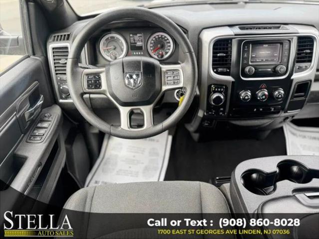 2024 Ram 1500 Classic Warlock Crew Cab 4x4 5'7" Box