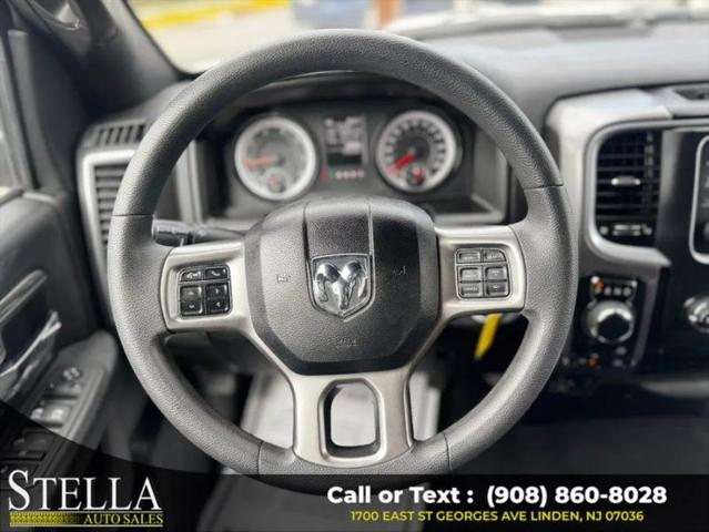2024 Ram 1500 Classic Warlock Crew Cab 4x4 5'7" Box