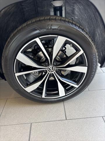 2026 Volkswagen Atlas SEL Premium R-Line