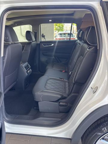 2026 Volkswagen Atlas SEL Premium R-Line