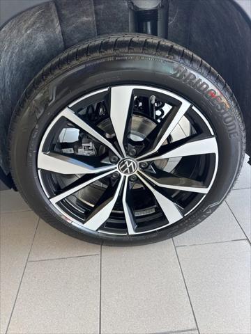 2026 Volkswagen Atlas SEL Premium R-Line