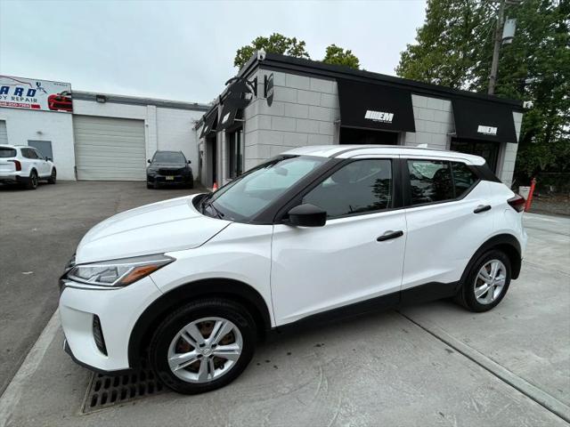 2021 Nissan Kicks S Xtronic CVT