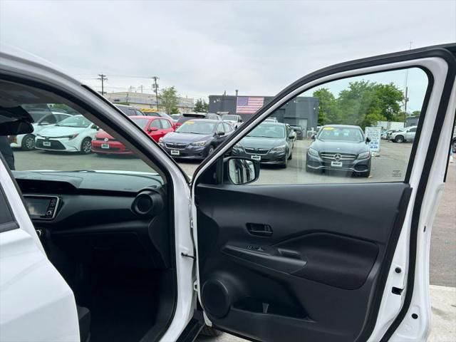 2021 Nissan Kicks S Xtronic CVT