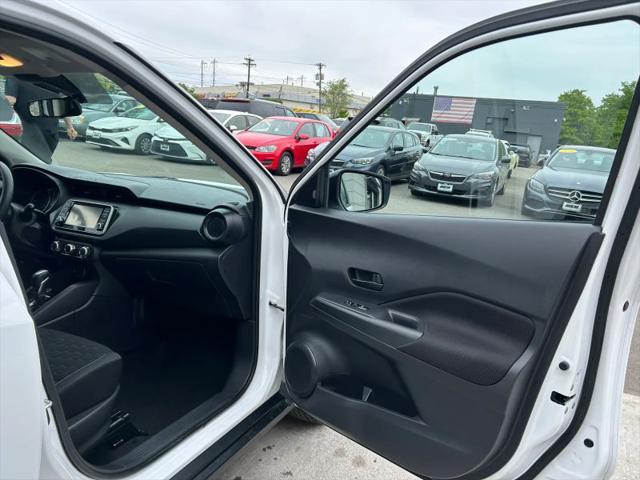 2021 Nissan Kicks S Xtronic CVT