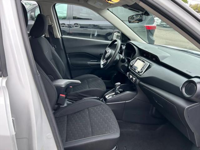 2021 Nissan Kicks S Xtronic CVT