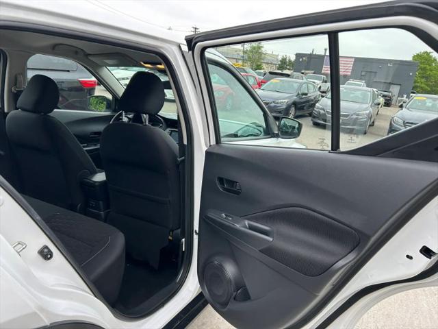2021 Nissan Kicks S Xtronic CVT