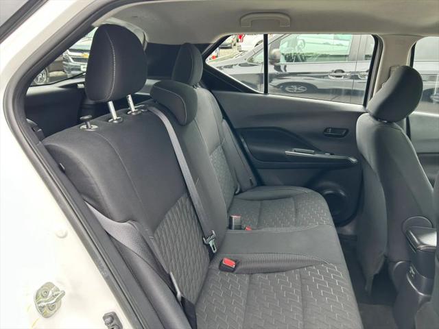 2021 Nissan Kicks S Xtronic CVT