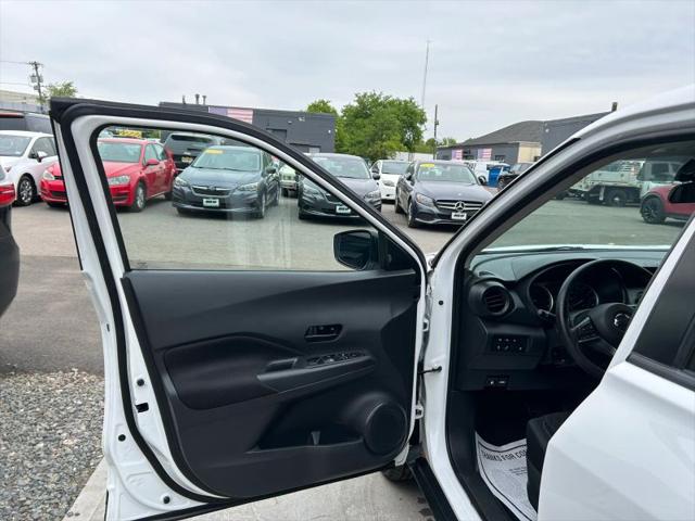 2021 Nissan Kicks S Xtronic CVT
