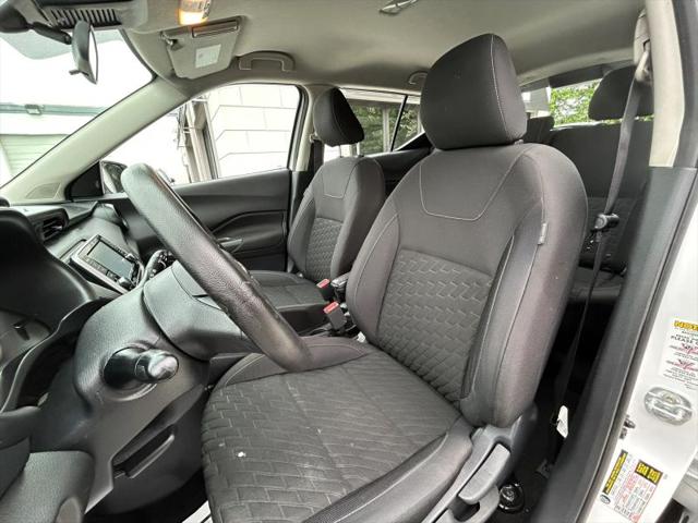 2021 Nissan Kicks S Xtronic CVT
