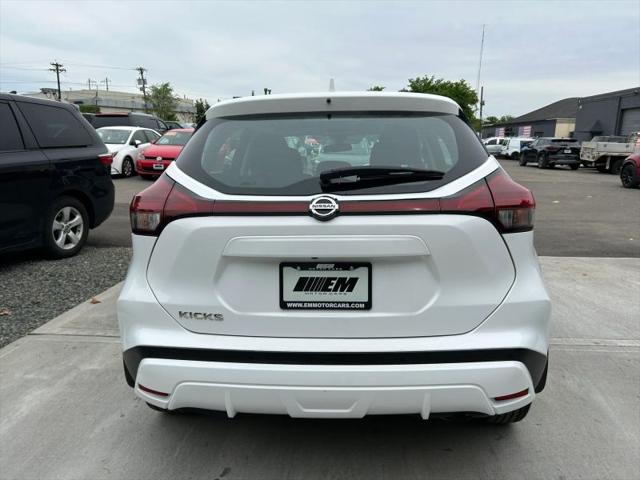 2021 Nissan Kicks S Xtronic CVT
