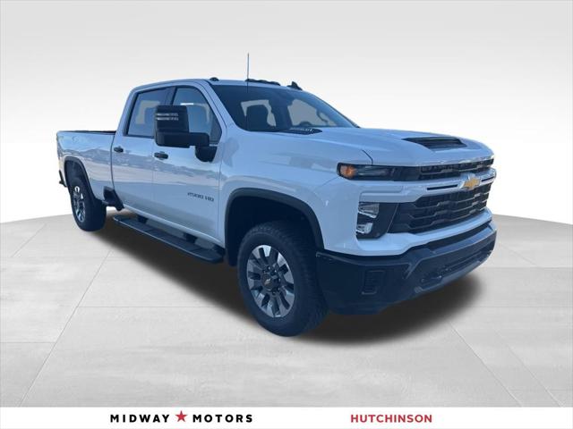 2026 Chevrolet Silverado 2500HD Crew Cab, Long Bed, Custom, 4WD for sale in Hutchinson, KS
