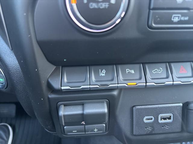 2026 Chevrolet Silverado 2500HD Crew Cab, Long Bed, Custom, 4WD