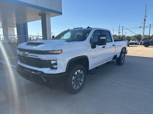 2026 Chevrolet Silverado 2500HD Crew Cab, Long Bed, Custom, 4WD