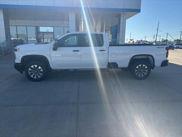 2026 Chevrolet Silverado 2500HD Crew Cab, Long Bed, Custom, 4WD