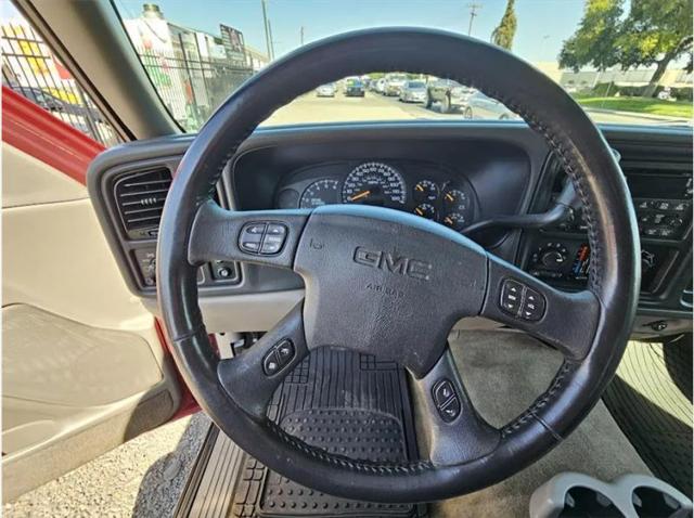 2005 GMC Yukon SLE