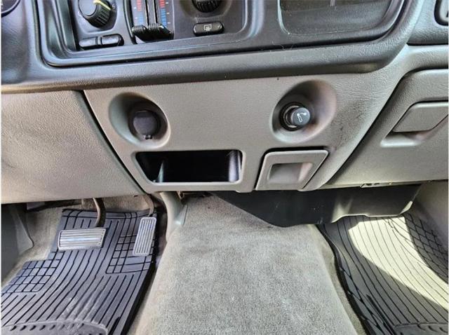 2005 GMC Yukon SLE