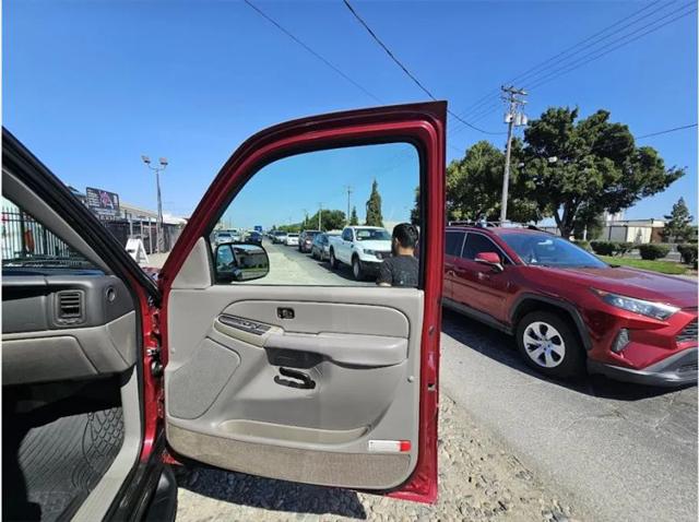 2005 GMC Yukon SLE