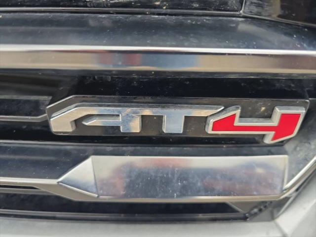 2025 GMC Sierra 2500HD 4WD Crew Cab Standard Bed AT4
