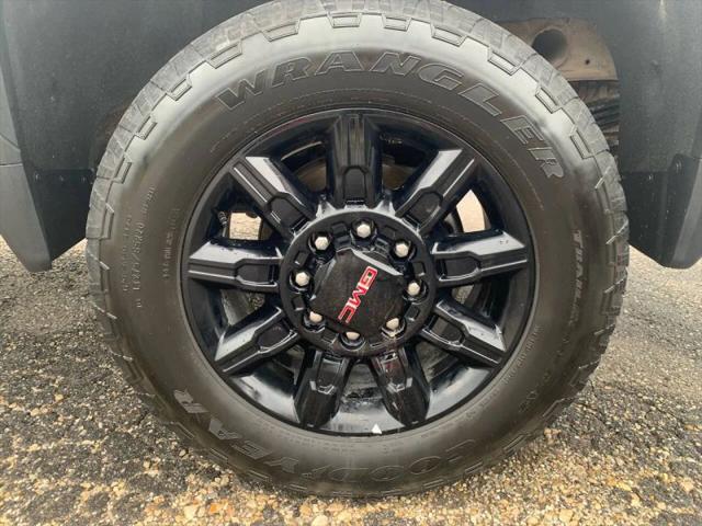 2025 GMC Sierra 2500HD 4WD Crew Cab Standard Bed AT4
