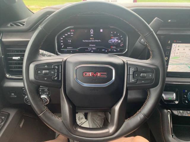2025 GMC Sierra 2500HD 4WD Crew Cab Standard Bed AT4