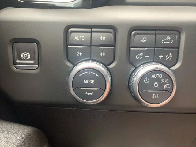 2025 GMC Sierra 2500HD 4WD Crew Cab Standard Bed AT4
