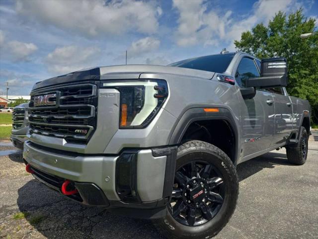 2025 GMC Sierra 2500HD 4WD Crew Cab Standard Bed AT4