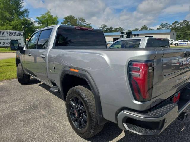 2025 GMC Sierra 2500HD 4WD Crew Cab Standard Bed AT4