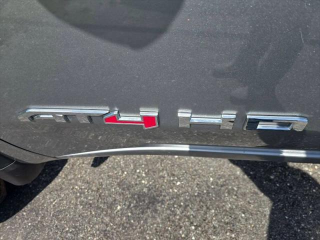 2025 GMC Sierra 2500HD 4WD Crew Cab Standard Bed AT4