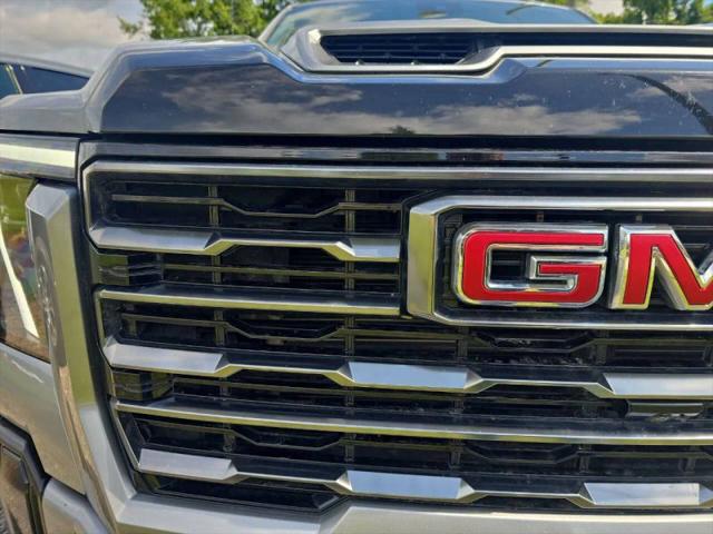 2025 GMC Sierra 2500HD 4WD Crew Cab Standard Bed AT4
