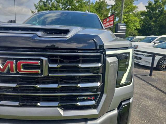 2025 GMC Sierra 2500HD 4WD Crew Cab Standard Bed AT4