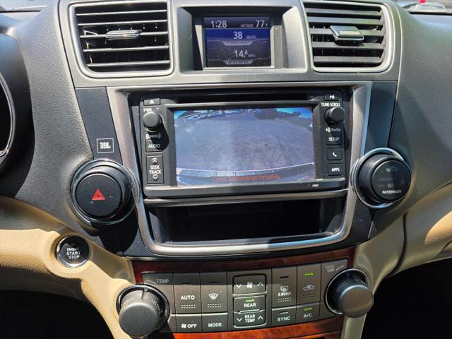 2013 Toyota Highlander Limited V6