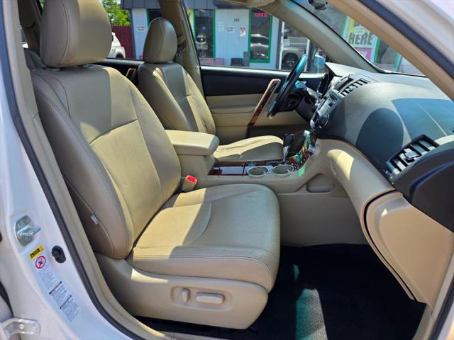 2013 Toyota Highlander Limited V6
