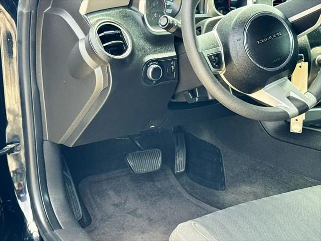 2011 Chevrolet Camaro 2LS