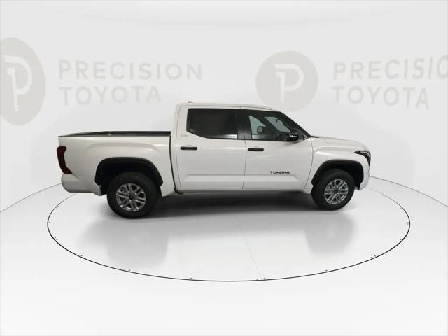 2026 Toyota Tundra SR5 CrewMax 5.5' Bed