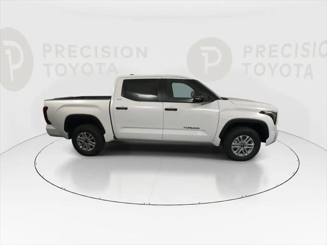 2026 Toyota Tundra SR5 CrewMax 5.5' Bed