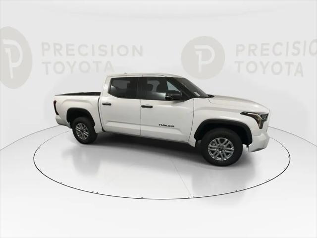 2026 Toyota Tundra SR5 CrewMax 5.5' Bed