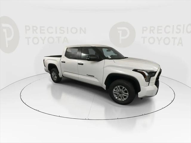 2026 Toyota Tundra SR5 CrewMax 5.5' Bed