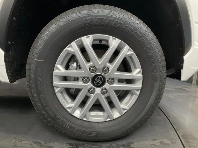 2026 Toyota Tundra SR5 CrewMax 5.5' Bed