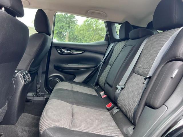 2021 Nissan Rogue Sport SV FWD Xtronic CVT