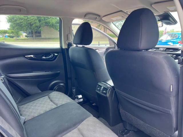 2021 Nissan Rogue Sport SV FWD Xtronic CVT