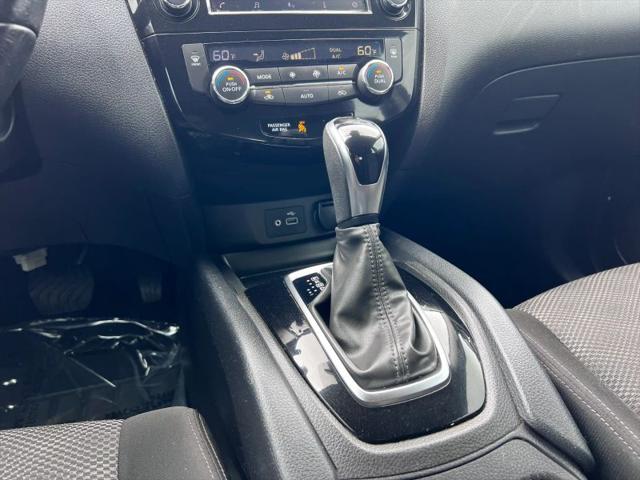 2021 Nissan Rogue Sport SV FWD Xtronic CVT